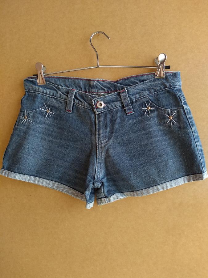 ShF05 - Short jeans com bordado