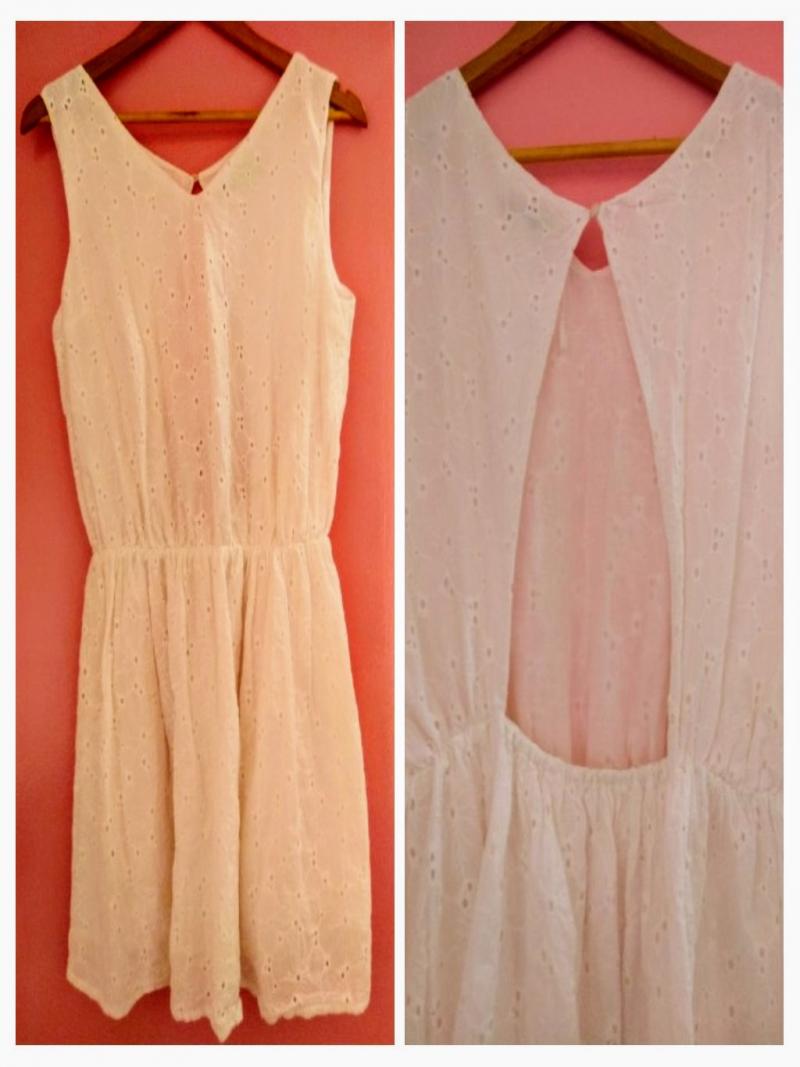 Vestido branco com janela geomÃ©trica 